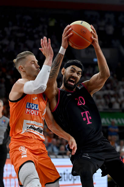 强大心理素 强大心理素